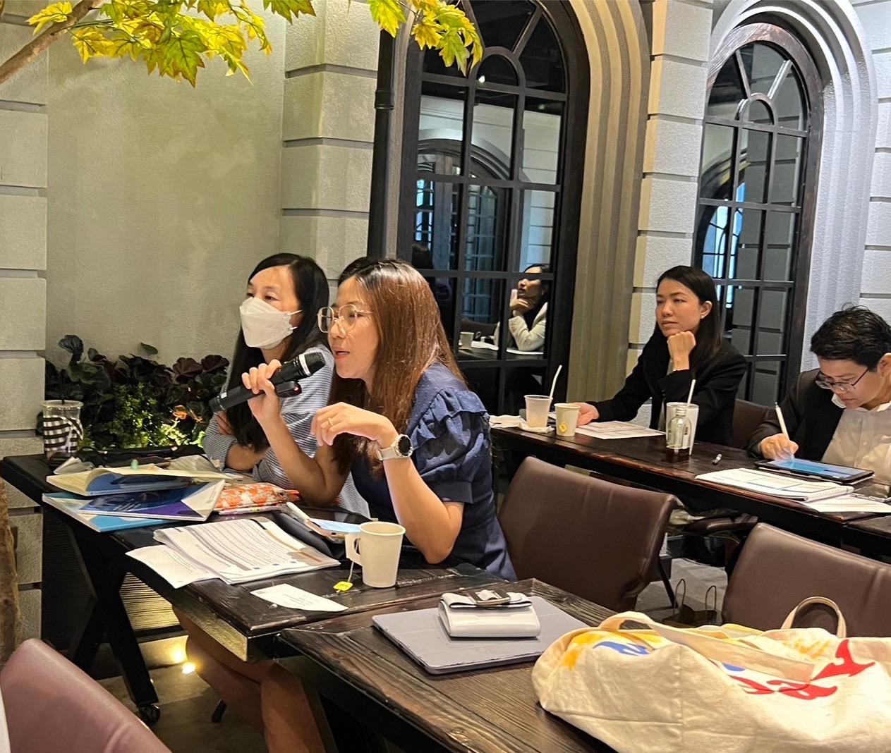 สำนักงานคณะกรรมการนโยบายรัฐวิสาหกิจ (สคร.) ได้จัดการอบรมเชิงปฏิบัติการเกี่ยวกับ การร่วมลงทุนระหว่างรัฐและเอกชน 