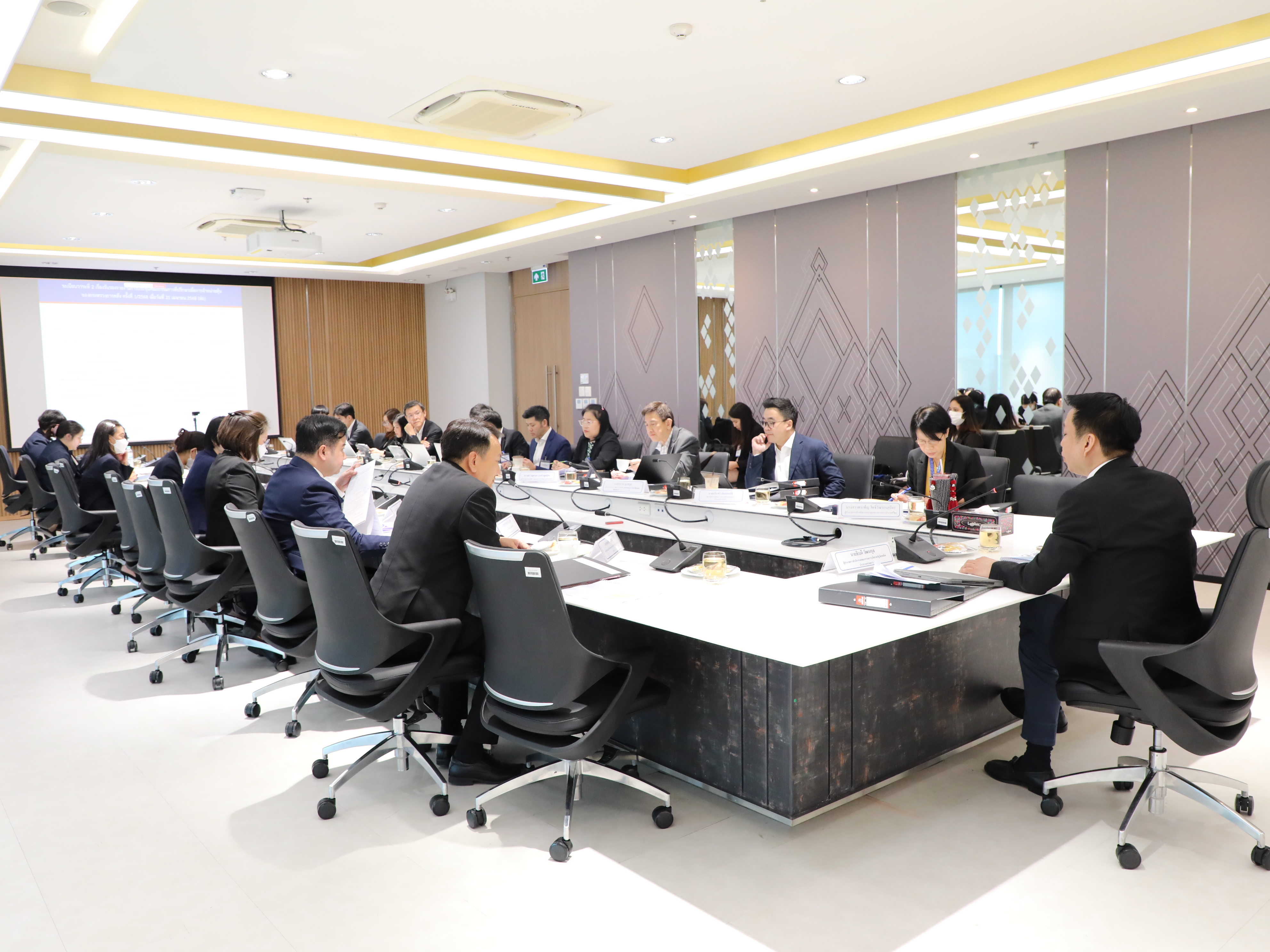 สำนักงานคณะกรรมการนโยบายรัฐวิสาหกิจ จัดการประชุมคณะกรรมการที่ปรึกษาเพื่อการจำหน่ายหุ้นของกระทรวงการคลัง ครั้งที่ 2/2568