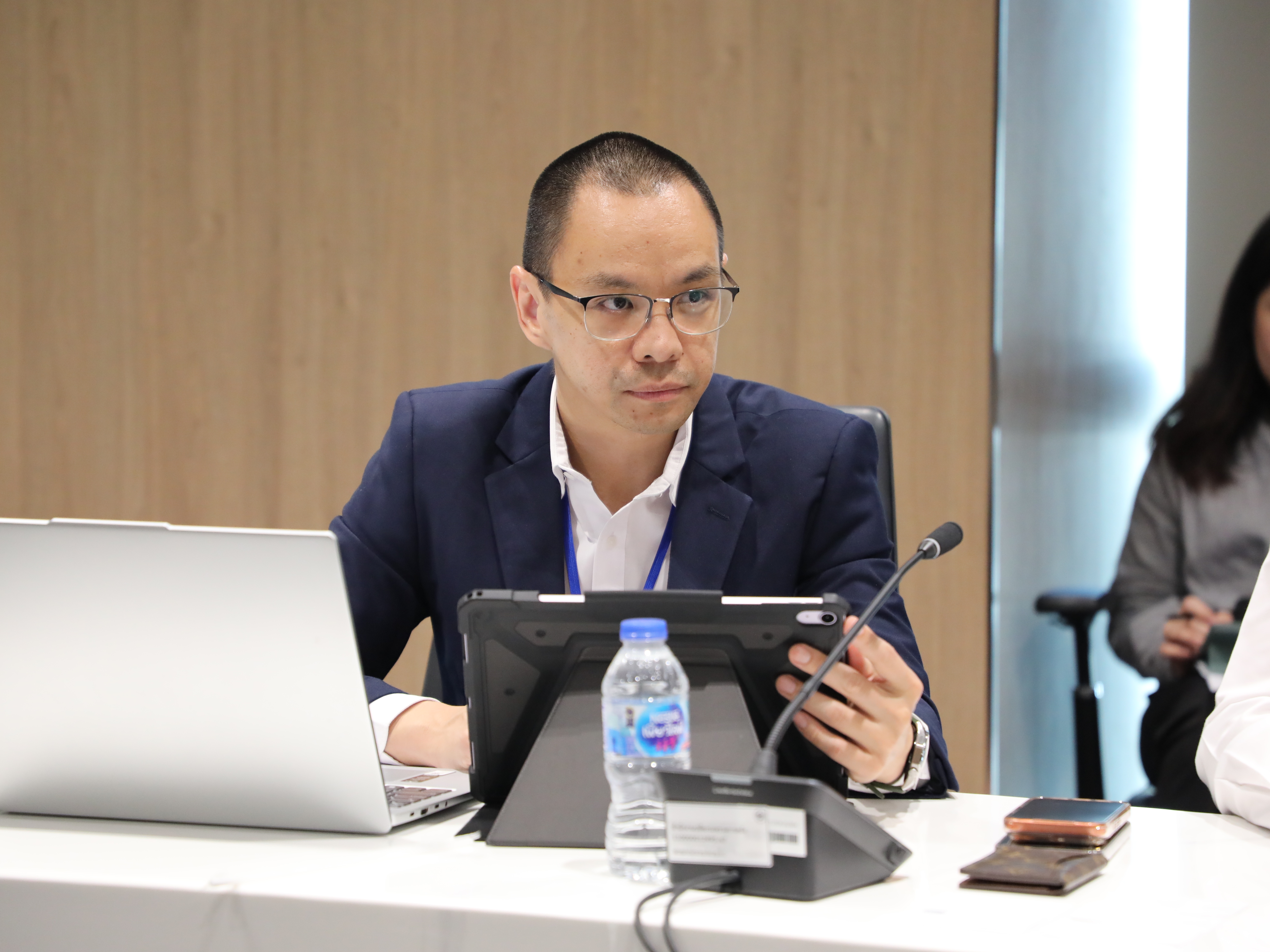 สคร. เข้าร่วมการประชุมหารือ ในหัวข้อการลงทุนภาคเอกชนในโครงสร้างพื้นฐานของไทย ร่วมกับสำนักงานบริหารหนี้สาธารณะ และ Mr. Vincent Milton จาก Fitch Ratings