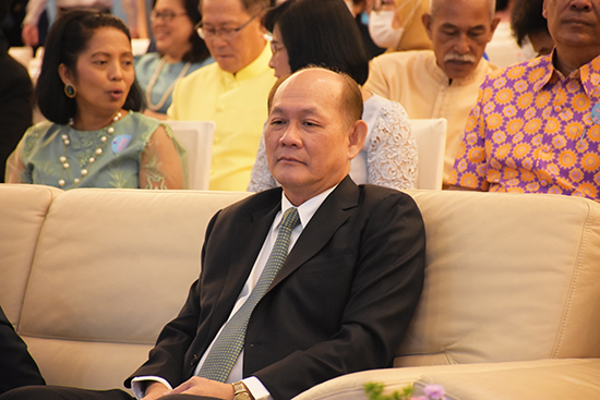 สคร. เข้าร่วมพิธีมอบโล่ที่ระลึกผู้เกษียณอายุราชการ ประจำปีงบประมาณ พ.ศ. 2563