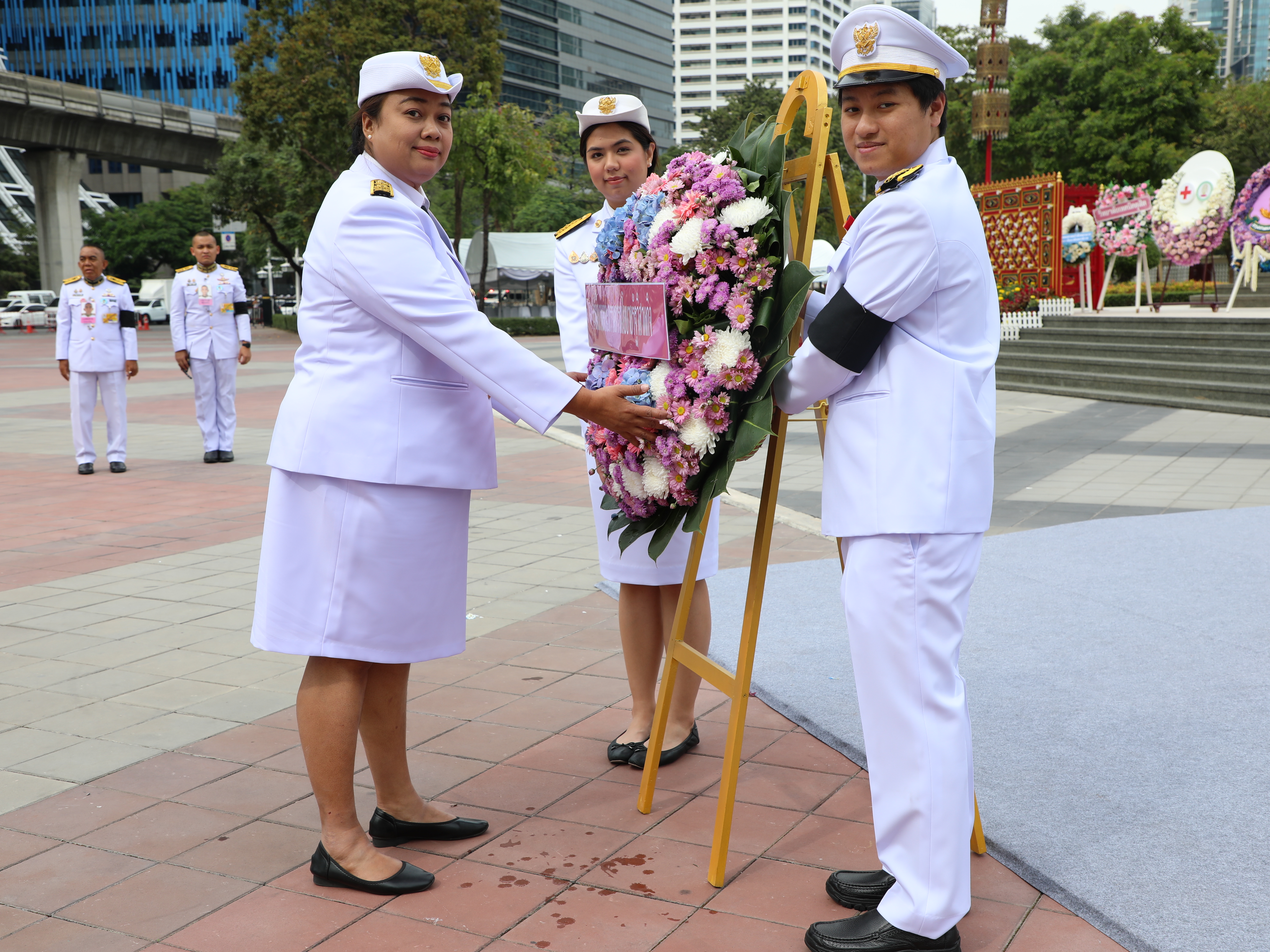 สำนักงานคณะกรรมการนโยบายรัฐวิสาหกิจ ร่วมพิธีวางพวงมาลาสักการะพระบรมราชานุสรณ์พระบาทสมเด็จพระมงกุฎเกล้าเจ้าอยู่หัว (รัชกาลที่ 6) ประจำปี 2568