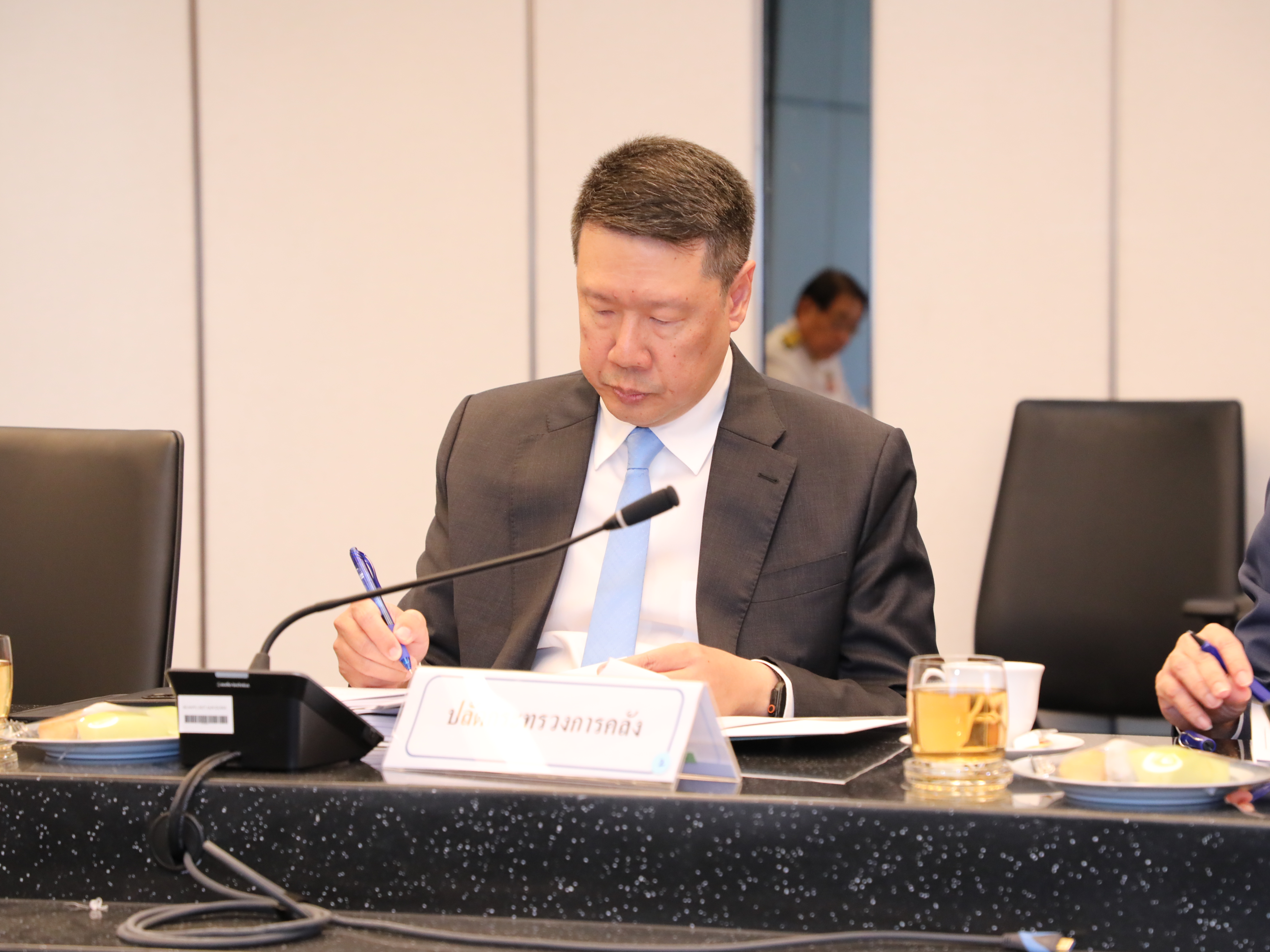 นายพิชัย ชุณหวชิร รองนายกรัฐมนตรีและรัฐมนตรีว่าการกระทรวงการคลัง เป็นประธานในการประชุมคณะกรรมการติดตามเร่งรัดการเบิกจ่ายงบประมาณและการใช้จ่ายภาครัฐ (คณะกรรมการฯ) ครั้งที่ 1/2568