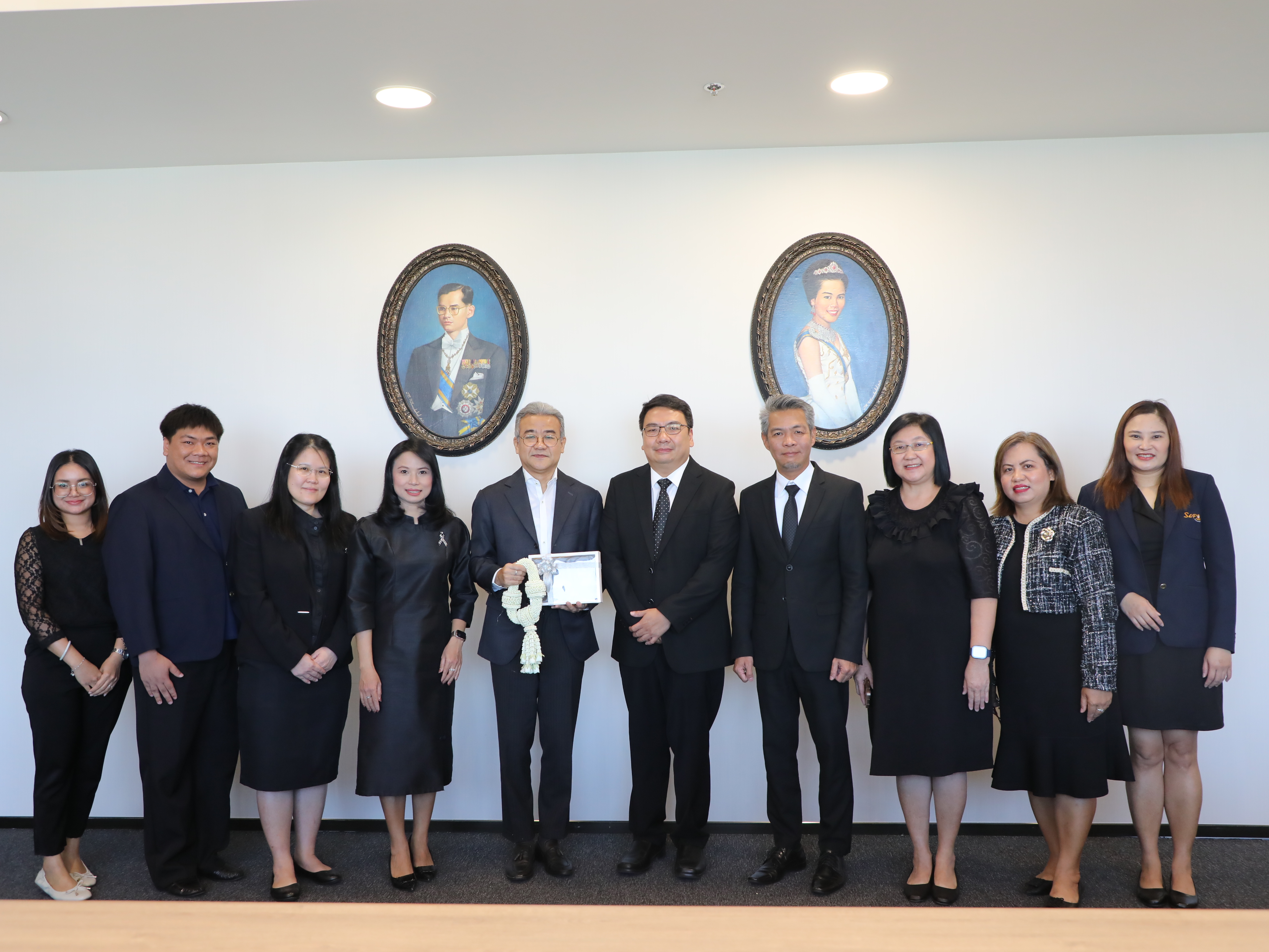 สำนักงานคณะกรรมการนโยบายรัฐวิสาหกิจ ร่วมอวยพรและขอพรปีใหม่ 2569 ผู้บริหารระดับสูงกระทรวงการคลัง