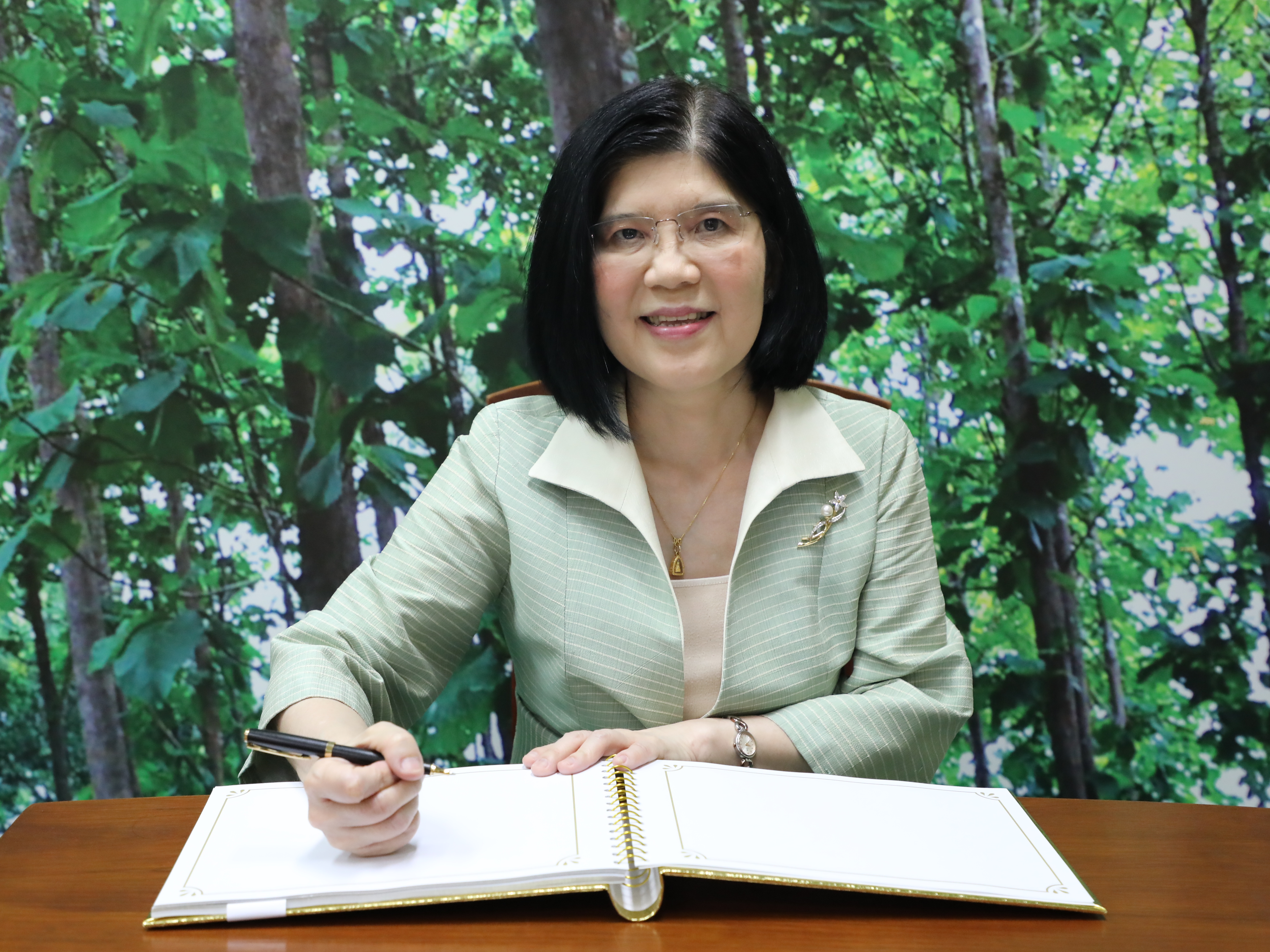 สำนักงานคณะกรรมการนโยบายรัฐวิสาหกิจ ร่วมแสดงความยินดีเนื่องในโอกาสวันสถาปนาองค์การอุตสาหกรรมป่าไม้ ครบรอบ 78 ปี