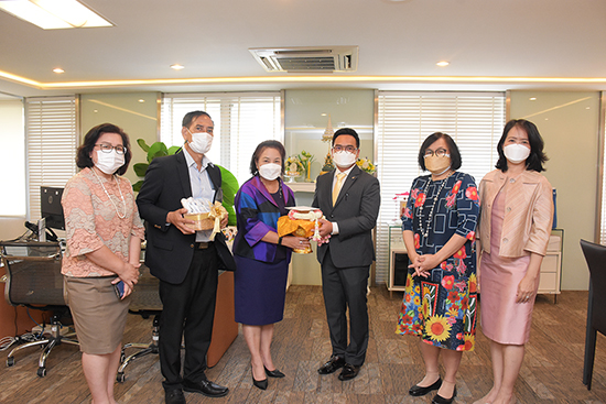 สคร. ร่วมอวยพรและขอพรปีใหม่ 2565 ผู้บริหารระดับสูงกระทรวงการคลัง