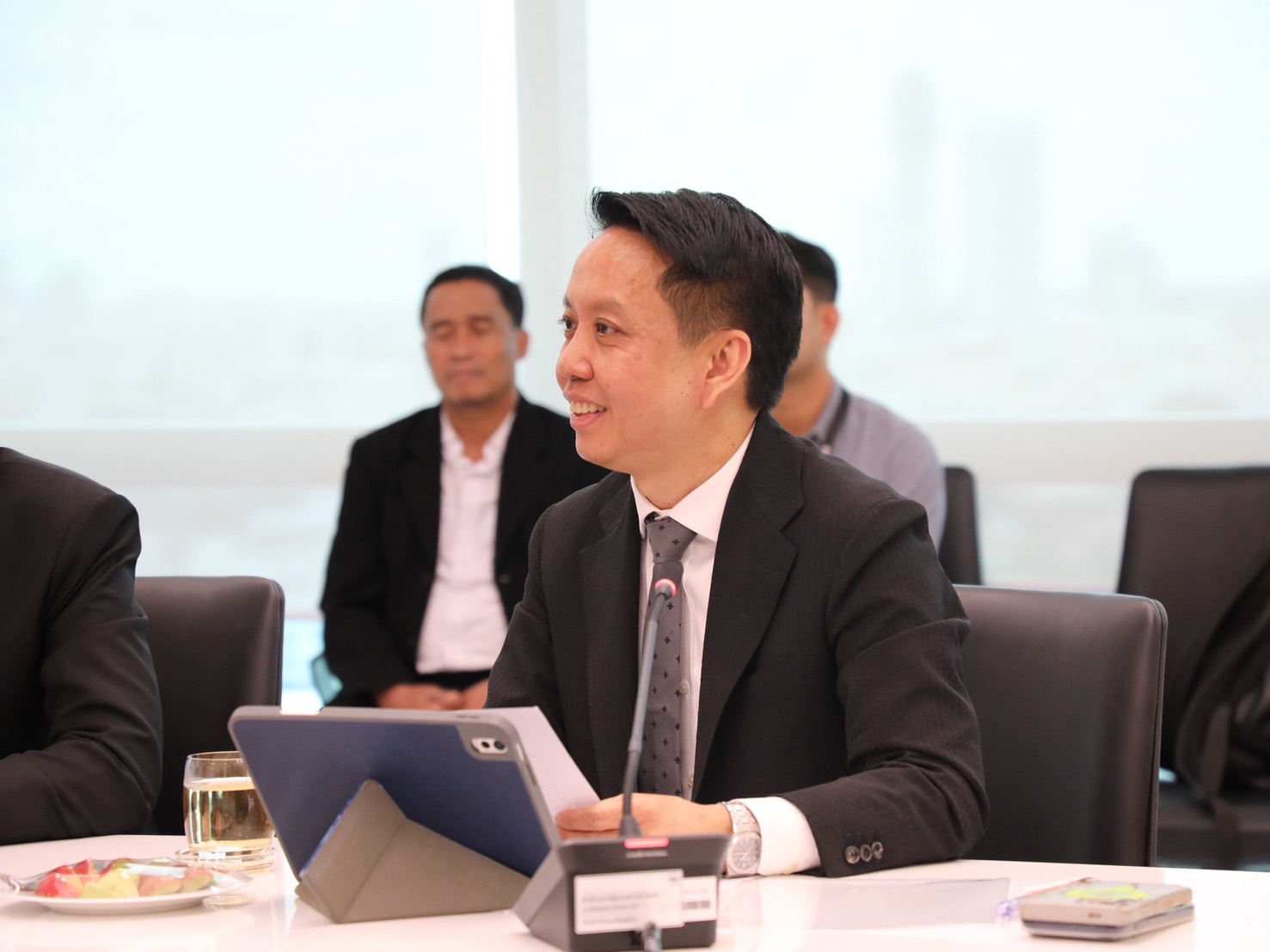ผอ. สคร. ให้การต้อนรับและประชุมร่วมกับคณะกรรมาธิการร่างกฎหมาย สภาผู้แทนระดับภูมิภาคสาธารณรัฐอินโดนีเซีย (DPD RI) เพื่อแลกเปลี่ยนข้อคิดเห็นด้านกฎหมาย การกำกับดูแลรัฐวิสาหกิจ และแนวปฏิบัติที่ดีด้านธรรมาภิบาล