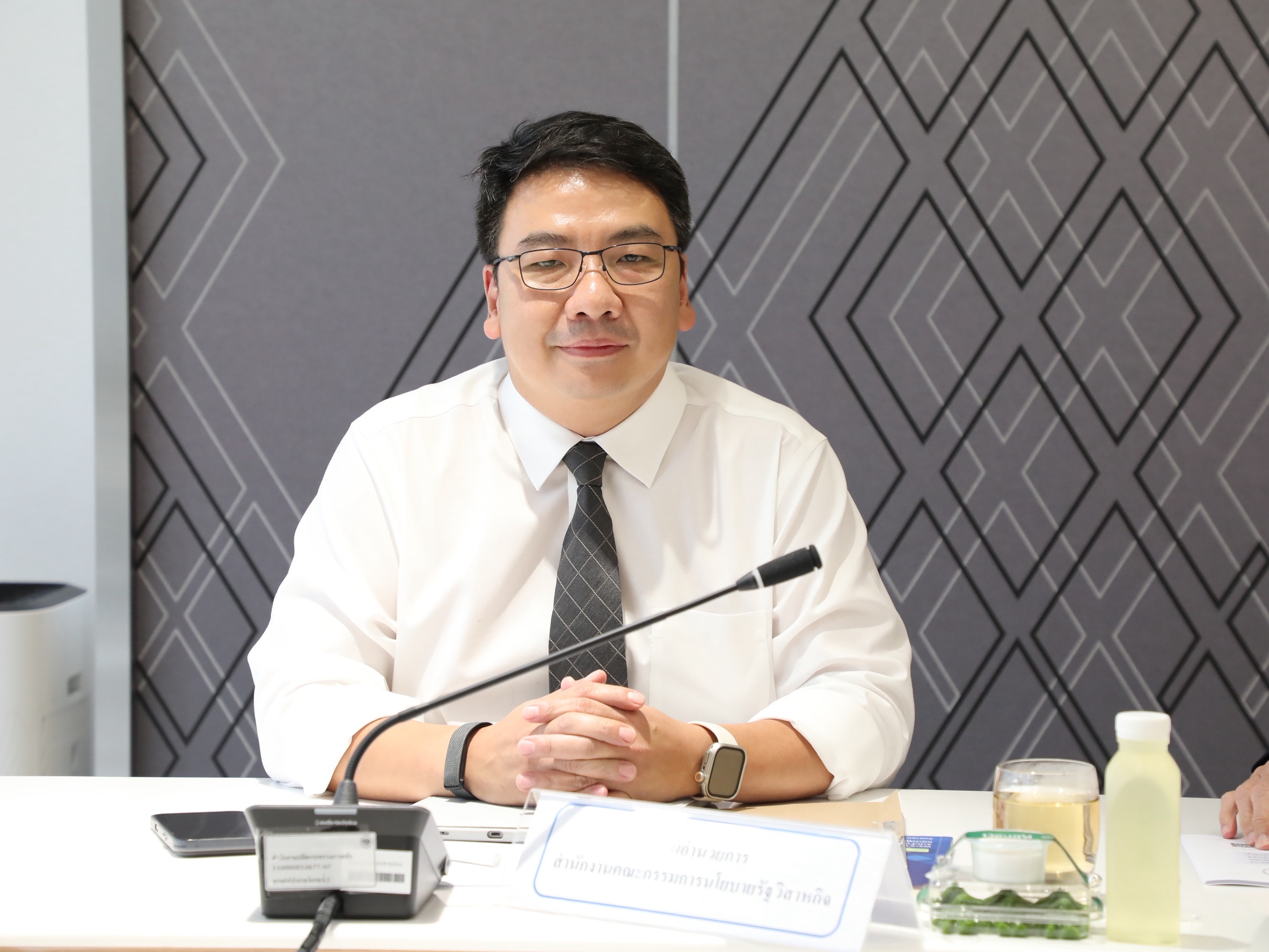 สำนักงานคณะกรรมการนโยบายรัฐวิสาหกิจ ได้จัดประชุมคณะกรรมการกองทุนส่งเสริมการร่วมลงทุนระหว่างรัฐและเอกชน (กองทุนฯ) ครั้งที่ 3/2569
