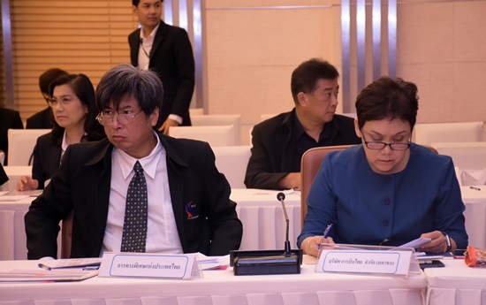 “รองนายกรัฐมนตรีเร่งรัดการลงทุนของรัฐวิสาหกิจ ในไตรมาสสุดท้ายดันเศรษฐกิจไทยปี 2561”