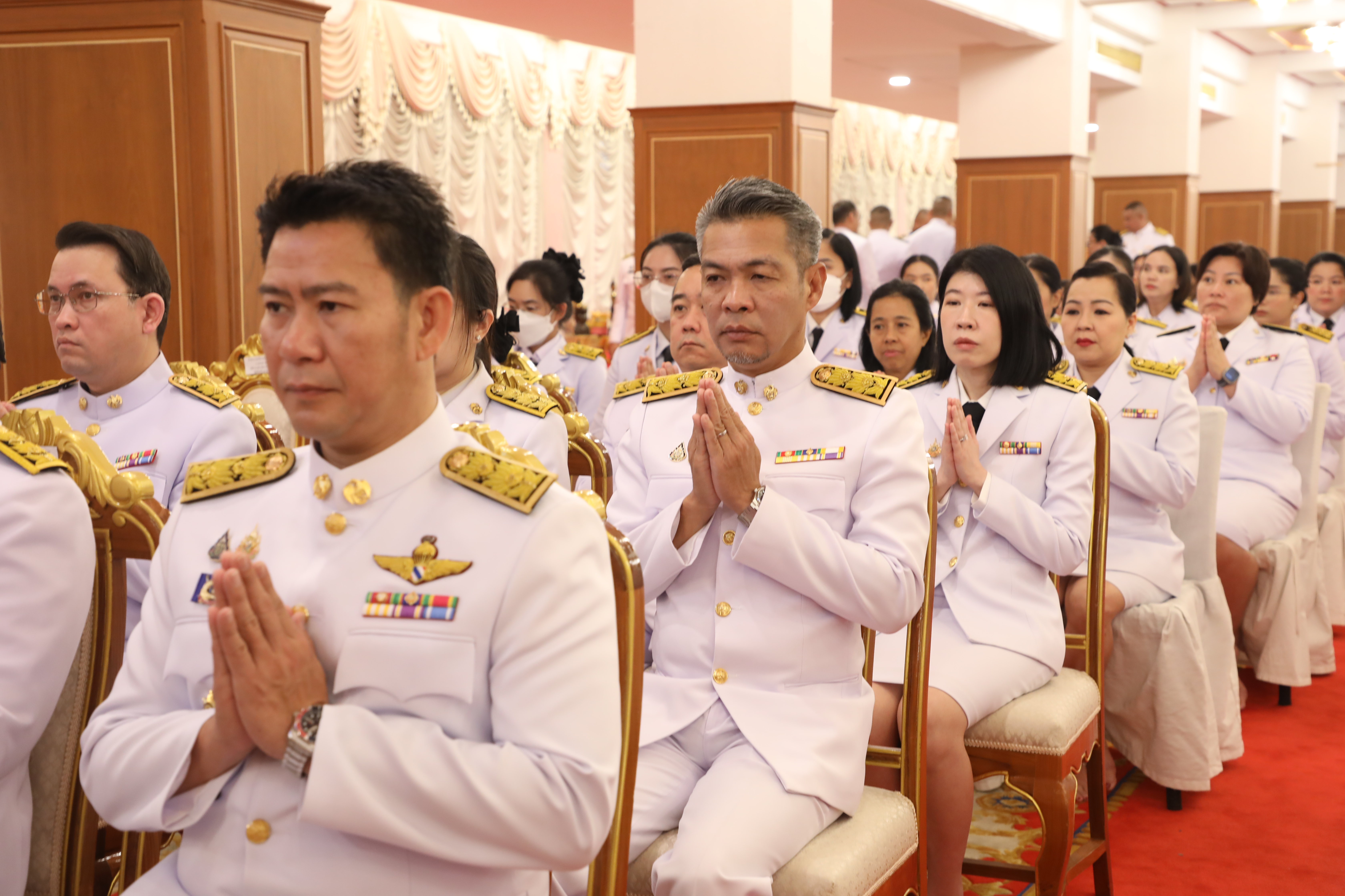 สำนักงานคณะกรรมการนโยบายรัฐวิสาหกิจ ร่วมพิธีเจริญพระพุทธมนต์ถวายพระราชกุศล เฉลิมพระเกียรติพระบาทสมเด็จพระเจ้าอยู่หัว เนื่องในโอกาสพระราชพิธีสมมงคลพระชนมายุเท่าพระบาทสมเด็จพระพุทธยอดฟ้าจุฬาโลกมหาราช