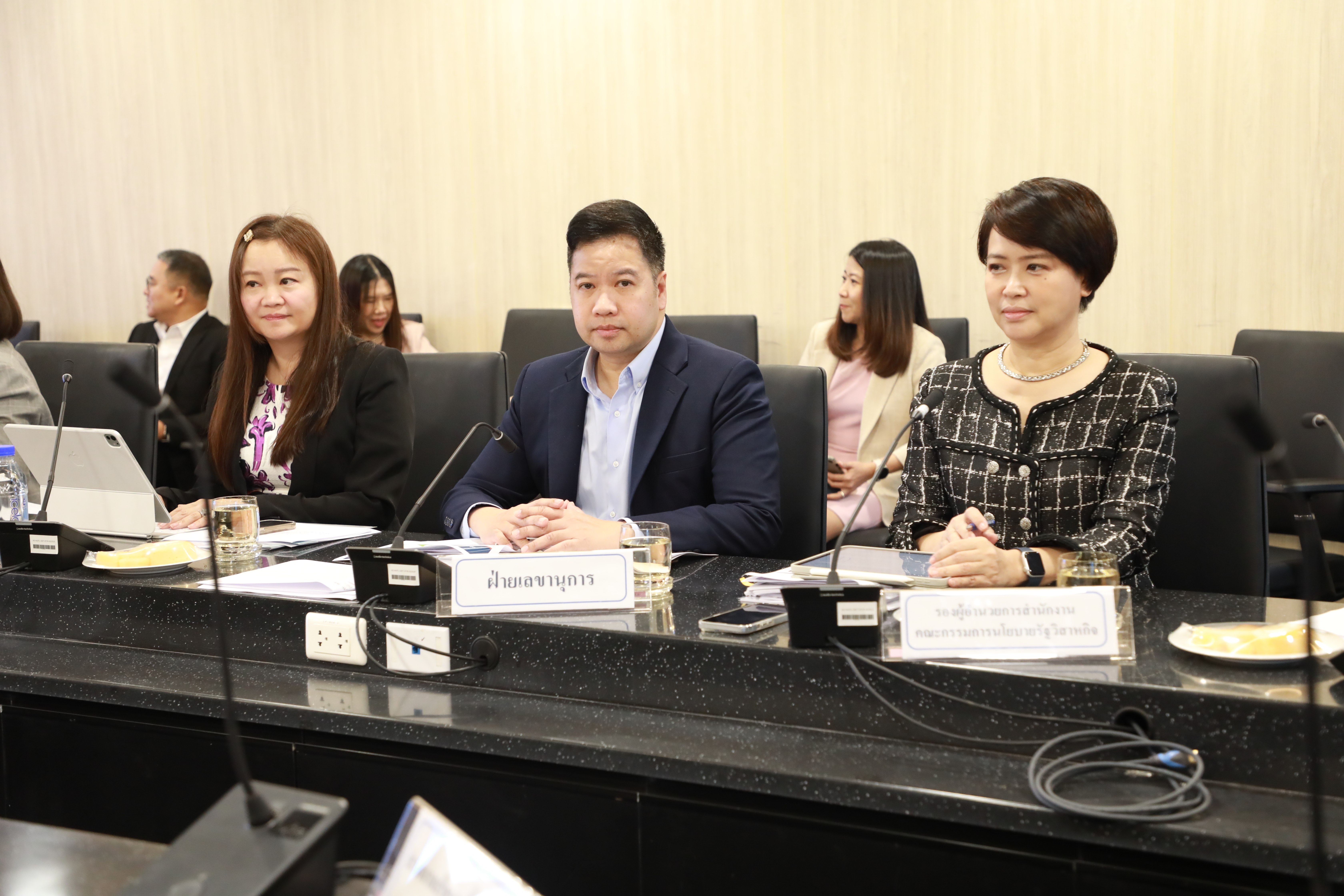 สำนักงานคณะกรรมการนโยบายรัฐวิสาหกิจ ได้จัดการประชุมคณะอนุกรรมการเพื่อสนับสนุนการดำเนินงานของคณะกรรมการขับเคลื่อนการลงทุนตามนโยบายรถไฟฟ้าอัตราเดียวตลอดสาย ครั้งที่ 1/2568