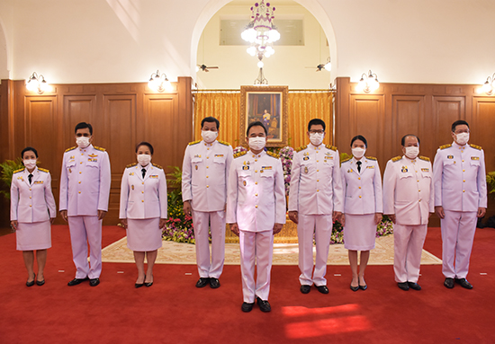 สคร. ร่วมถวายแจกันดอกไม้และลงนามถวายพระพรสมเด็จพระกนิษฐาธิราชเจ้า กรมสมเด็จพระเทพรัตนราชสุดาฯ สยามบรมราชกุมาร