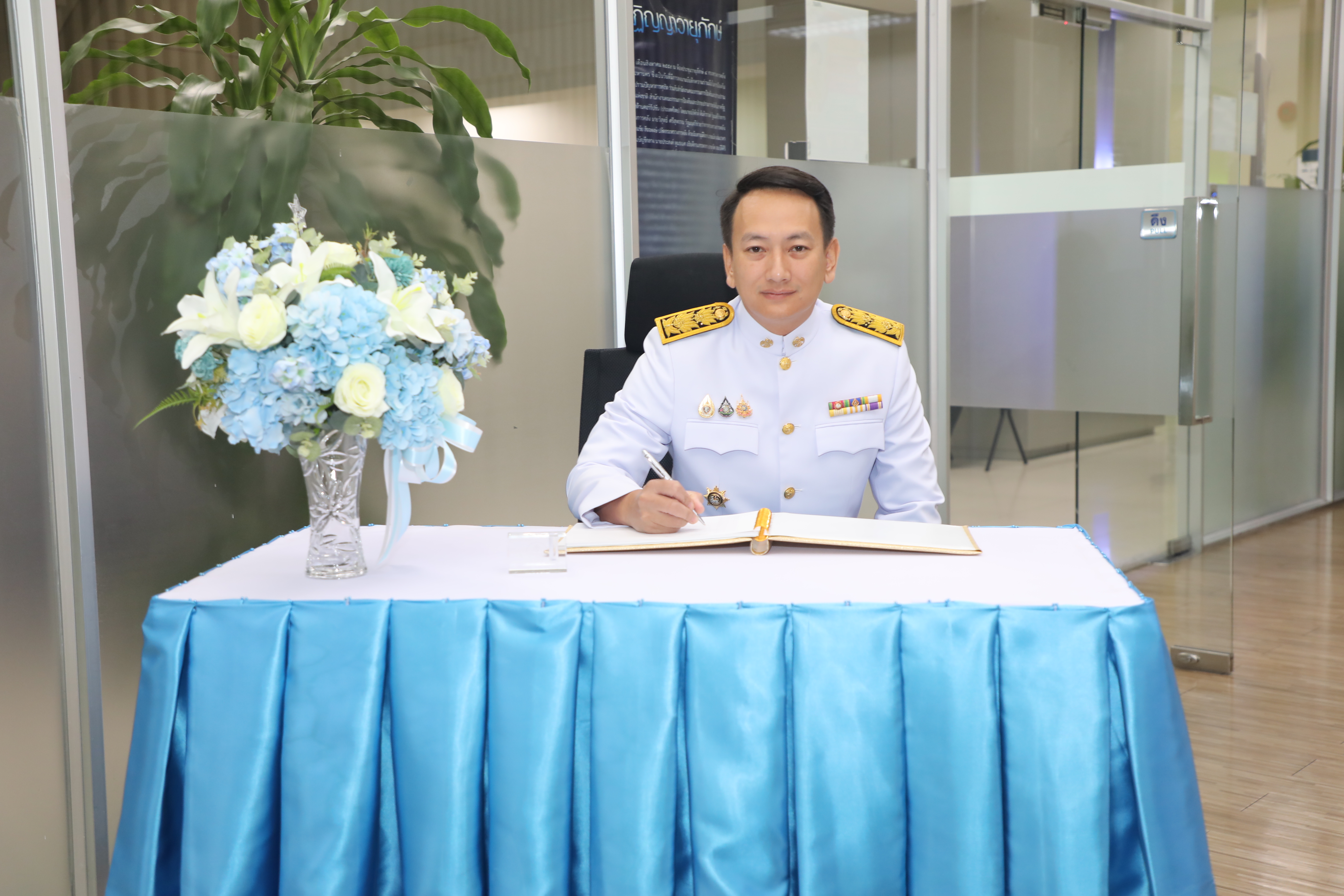 สคร. จัดพิธีถวายพระพรชัยมงคล และร่วมลงนามถวายพระพรชัยมงคล เนื่องในโอกาสวันเฉลิมพระชนมพรรษา สมเด็จพระนางเจ้าสิริกิติ์ พระบรมราชินีนาถ พระบรมราชชนนีพันปีหลวง 12 สิงหาคม 2567