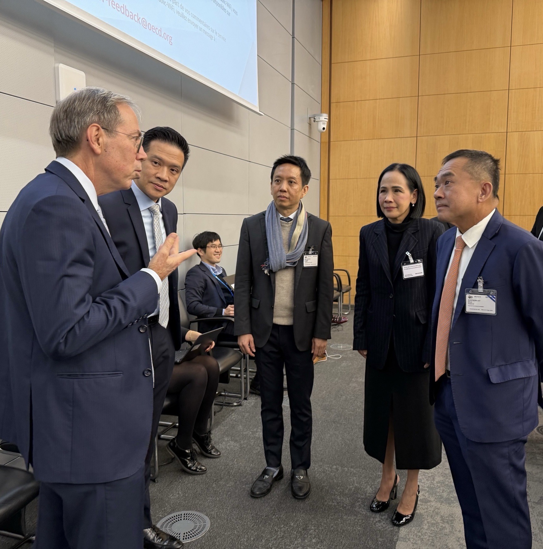 สคร. ร่วมกับ ก.ล.ต. เข้าร่วมประชุม Corporate Governance Committee  ภายใต้องค์การเพื่อความร่วมมือทางเศรษฐกิจและการพัฒนา (OECD)  เพื่อขับเคลื่อนนโยบายเชิงรุกสำหรับการเข้าสู่การเป็นสมาชิก OECD ของไทย