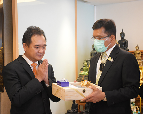 สคร. ร่วมอวยพรและขอพรปีใหม่ 2564 ผู้บริหารระดับสูงกระทรวงการคลัง