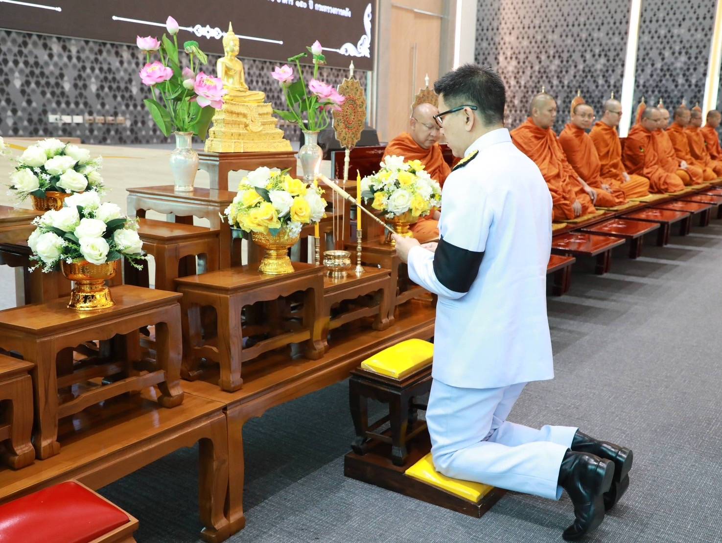 สำนักงานคณะกรรมการนโยบายรัฐวิสาหกิจ ร่วมพิธีบำเพ็ญกุศลปัญญาสมวาร (ครบ 50 วัน) เพื่อถวายเป็นพระราชกุศลแด่สมเด็จพระนางเจ้าสิริกิติ์ พระบรมราชินีนาถ พระบรมราชชนนีพันปีหลวง