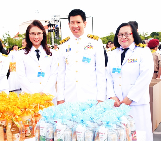 สคร.ร่วมพิธีทำบุญตักบาตรถวายเป็นพระราชกุศลแด่ สมเด็จพระนางเจ้าสิริกิติ์ พระบรมราชินีนาถ ในรัชกาลที่ 9 เนื่องในโอกาสมหามงคลเฉลิมพระชนมพรรษา 86 พรรษา 12 สิงหาคม