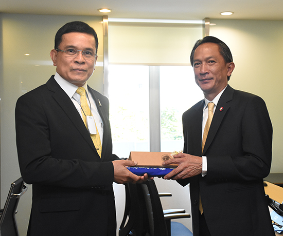 สคร. ร่วมอวยพรและขอพรปีใหม่ 2563 ผู้บริหารระดับสูงกระทรวงการคลัง